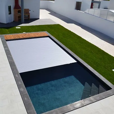 Sea, Sun And Style House Villa *